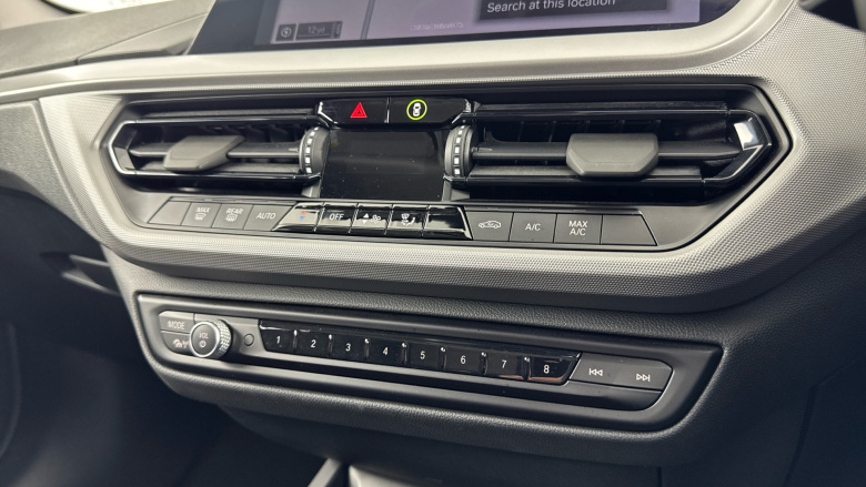 BMW 1 Series 118i SE 5dr Petrol Hatchback